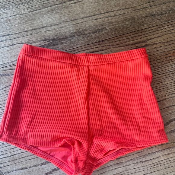 Triangle Bikini Short - Picture 3 of 3